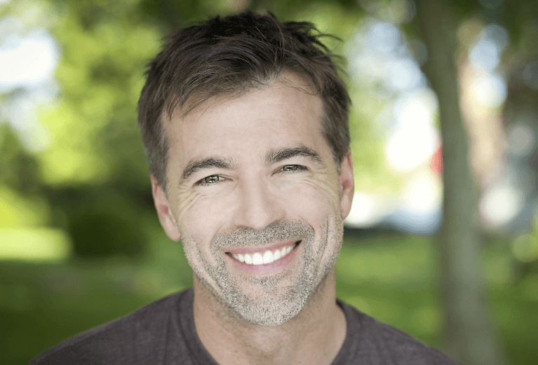 Veneers vs Crowns | Which Is Right for You